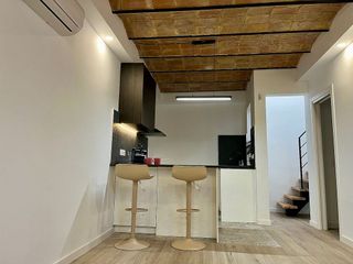 Casa pareada en venta en Sant Antoni en Barcelona