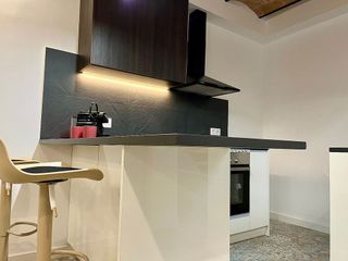 Casa pareada en venta en Sant Antoni en Barcelona