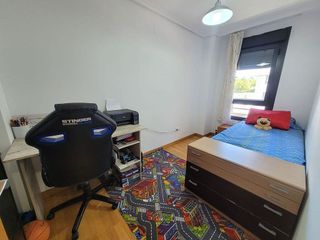 Piso en venta en Portillejo - Valdegastea en Logroño