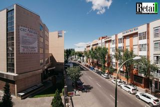 Oficina en alquiler en Buenavista en Madrid