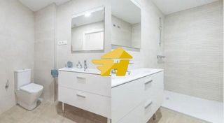 Piso en alquiler en Teatinos en Málaga