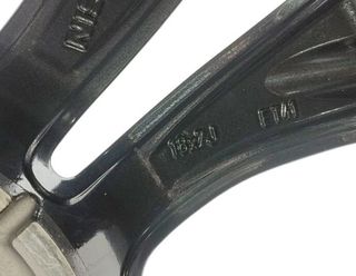 Infiniti d03005dm3d llanta qx30 premium 2426675