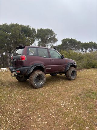 Nissan Terrano II 2002