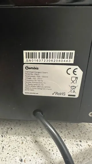 Cafetera Cecotec Negra. Cremaet