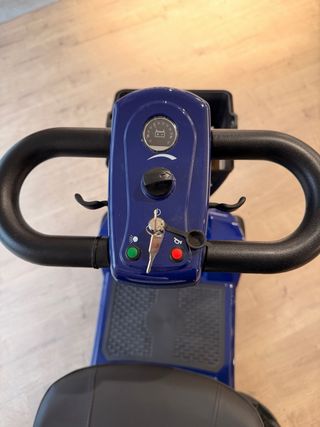 Silla Scooter Eléctrico Airwheel Robot H3M