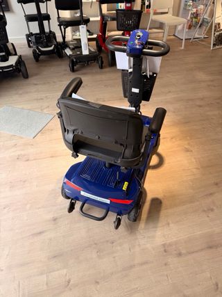 Silla Scooter Eléctrico Airwheel Robot H3M