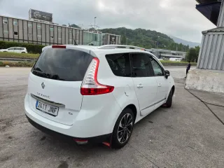 Renault Grand Scenic 2016