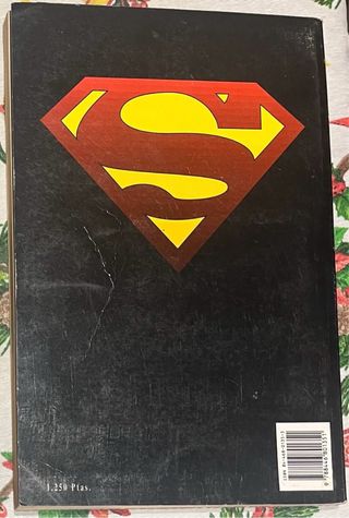 Superman Funeral por un amigo, tapa blanda español
