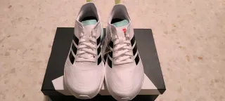 Zapatillas Adidas Blancas y Turquesa