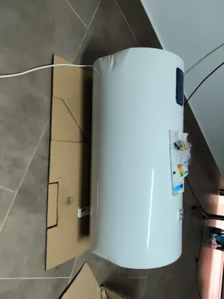 Termo eléctrico Lydos R 100L