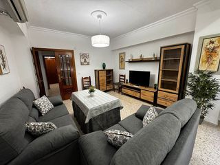 Piso en alquiler en Maria Auxiliadora - Barriada LLera en Badajoz