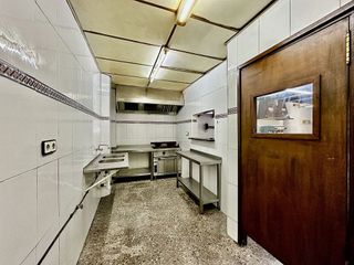 Bar en venta en El Castell-Poble Vell en Castelldefels