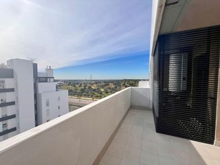 Ático en alquiler en Montequinto en Dos Hermanas