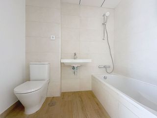 Ático en alquiler en Parque Mediterráneo - Santa Paula en Málaga