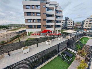 Piso en alquiler en Mirasierra en Madrid