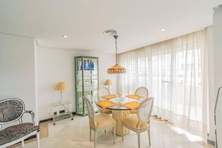 Piso en alquiler en Playa de la Fontanilla en Marbella