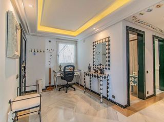 Piso en alquiler en Playa de la Fontanilla en Marbella