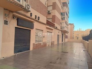 Local comercial en alquiler en Barrio de Ciudad Jardín en Málaga