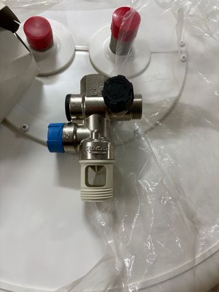 Depósito Agua Roca 150L