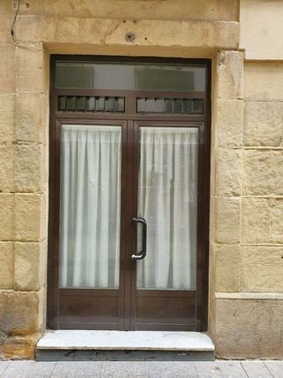 Local comercial en venta en Parte Vieja en San Sebastián-Donostia