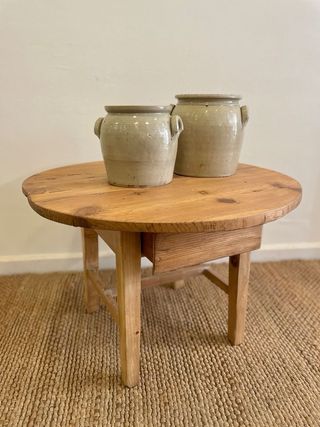 antigua mesa de centro restaurada