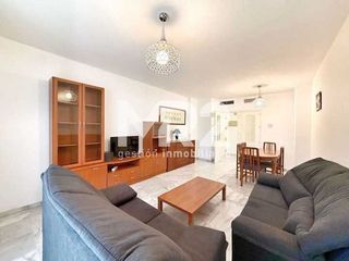 Piso en alquiler en Parque Mediterráneo - Santa Paula en Málaga