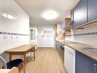 Piso en alquiler en Parque Mediterráneo - Santa Paula en Málaga