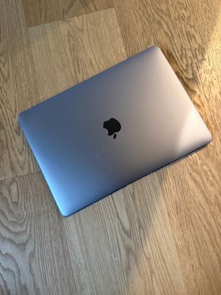 MacBook Pro 13” 2018 Plata