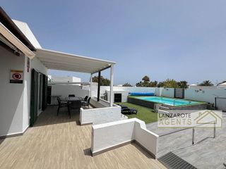 Casa adosada en venta en Playa Blanca en Yaiza