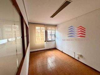 Oficina en alquiler en Centro en Ourense