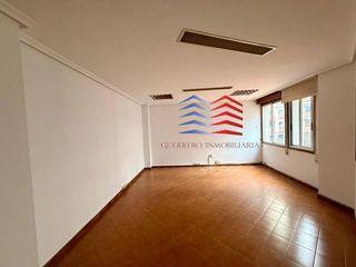 Oficina en alquiler en Centro en Ourense