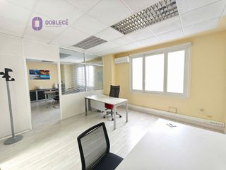 Oficina en alquiler en Areal – Zona Centro en Vigo