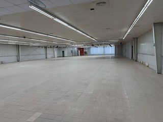 Nave industrial en alquiler en Coria del Río