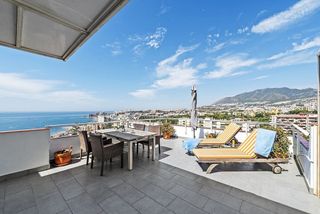 Ático en venta en Puerto Marina en Benalmádena