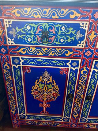 Precioso Mueble azul pintado a mano