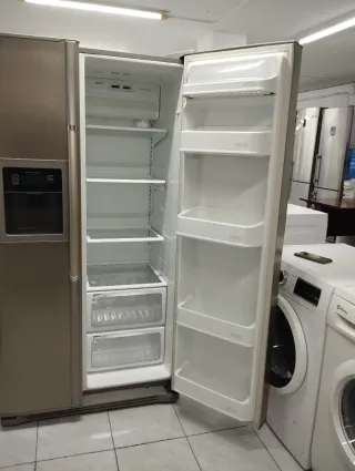 NEVERA AMERICANA MARCA LG