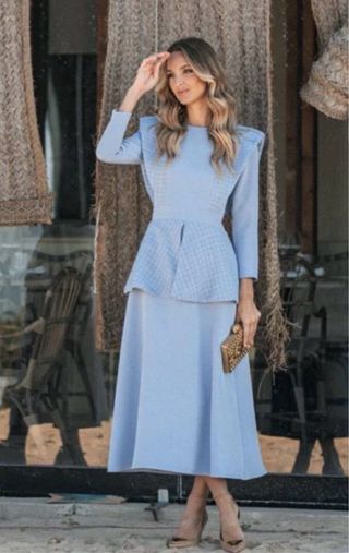 Vestido azul celeste puesto una vez