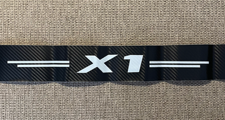 Pegatina de parachoques de maletero X1 carbono