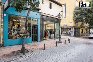 Local comercial en alquiler en Universidad - Malasaña en Madrid