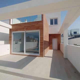 Chalet en venta en Nueva Torrevieja - Aguas Nuevas en Torrevieja