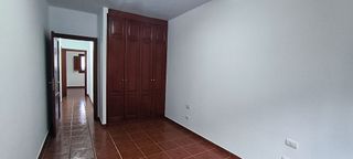 Ático en alquiler en Moya