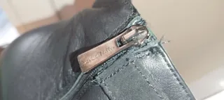 Botines negros tacón.