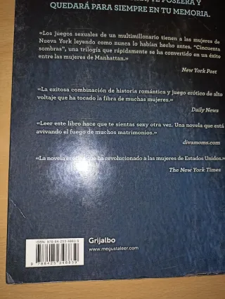 CINCUENTA SOMBRAS DE GREY