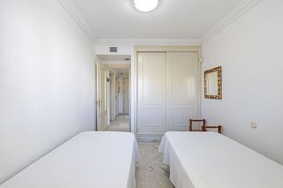 Piso en venta en Puerto Banús en Marbella