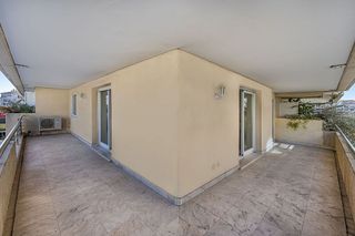 Piso en venta en Puerto Banús en Marbella