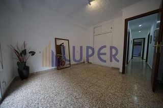 Piso en venta en Los Ángeles en Alicante