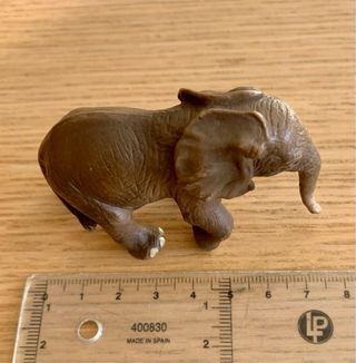 Figura elefante africano cría Schleich
