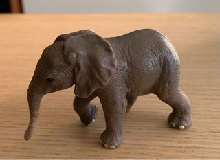 Figura elefante africano cría Schleich