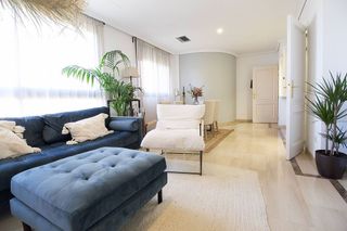 Piso en alquiler en Nueva España en Madrid