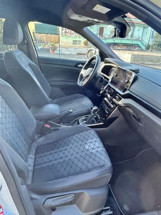 Volkswagen T-Cross R-Line 2024, 40000km